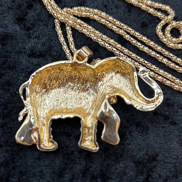 Betsey Johnson Navy and Teal Royal Elephant Pendant Neklace - Picture 4 of 5